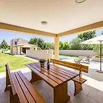 Villa Markulin,